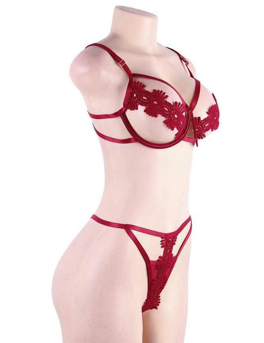 LACY FLORAL BRA SET